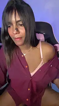 Emilly_Mayfair webcam