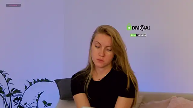 Fallinlove1 webcam
