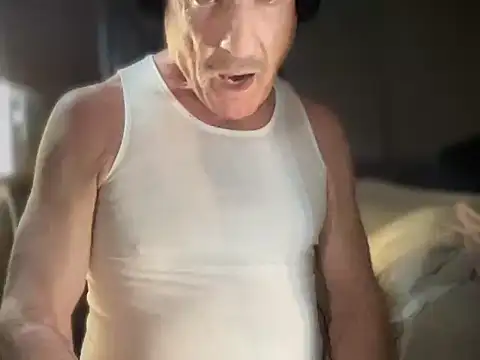 bigdadpenis - BigDadPenis's free webcam - UK Sex Cams
