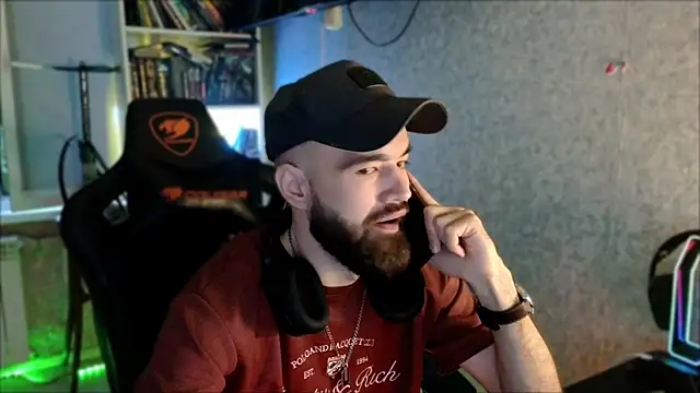 _Serious_Man webcam