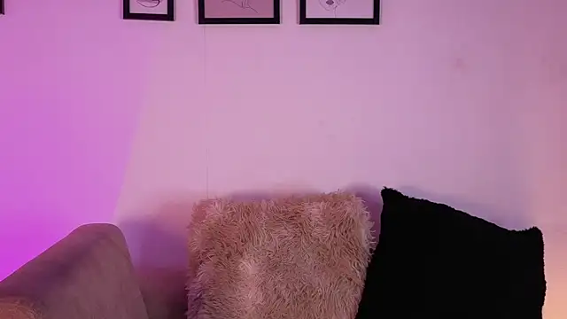 Pamela_tomas webcam