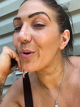 LittleMissEeve Live Webcam on Stripchat