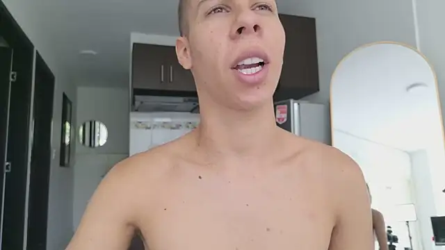 grey___27 webcam