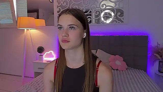 LuisaClover webcam