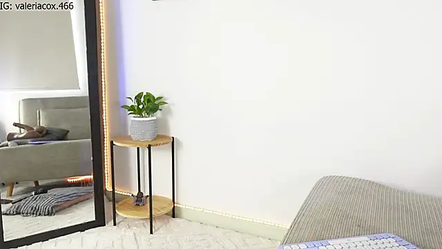 ValeriaCox webcam