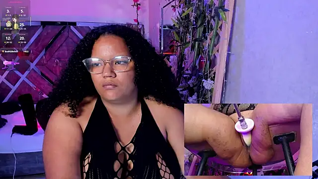 MhiaRey webcam