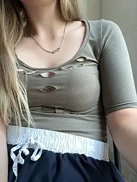 Pussyinpublic webcam