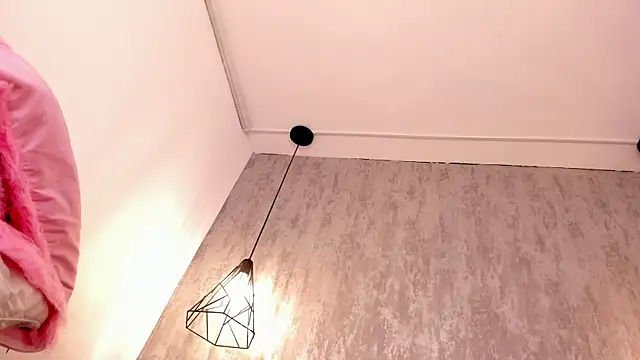 Alahia_Betancurr webcam