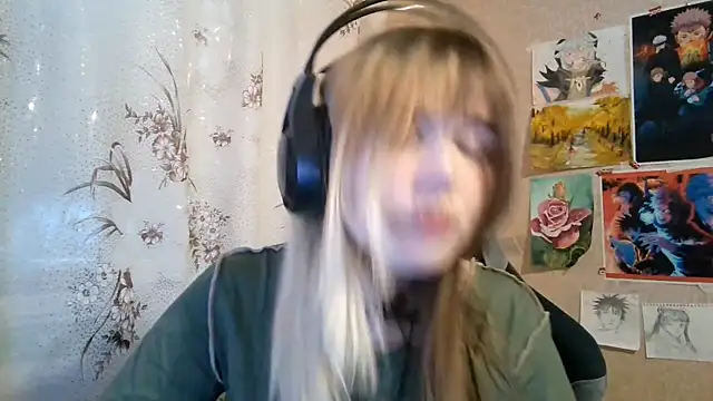 MilaTyan webcam
