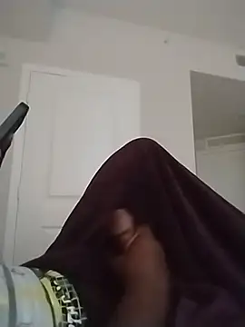 makeherfeelg webcam