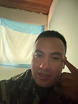 jonny_mili webcam