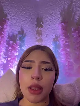 ChloeCollins__ webcam