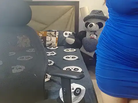 Erotic_Rosyy live cam on StripChat
