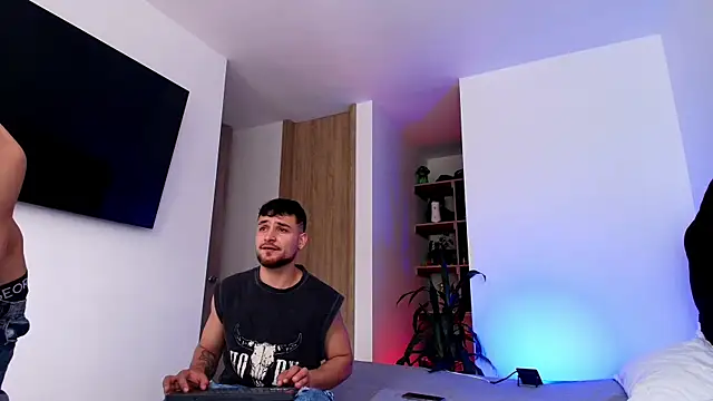 Two_sinzXX webcam