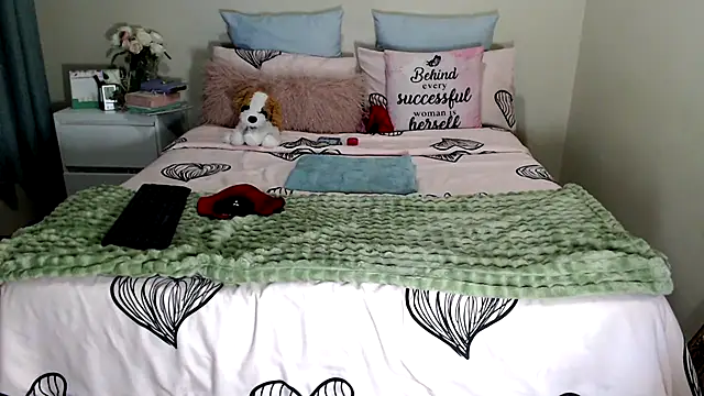 FitSelina66 webcam
