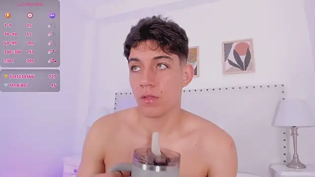 jaccob_18 live sex cam