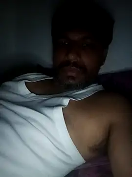 Aloneisbest live cam on StripChat