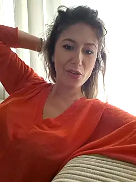 CelynaRoss webcam