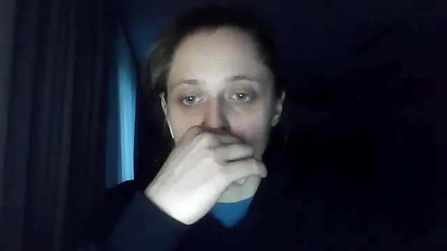 LeaWetGirl webcam