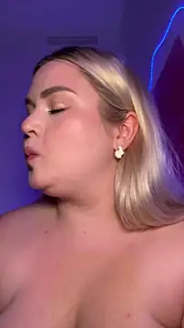 April_Vancee webcam