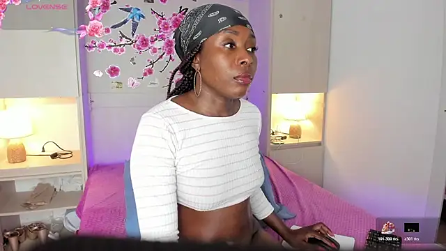TaylorBloom webcam