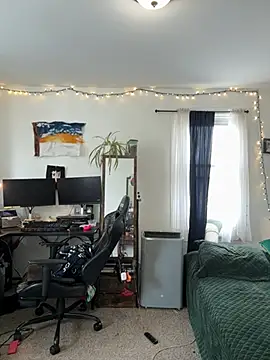 Kittybangerangbang webcam