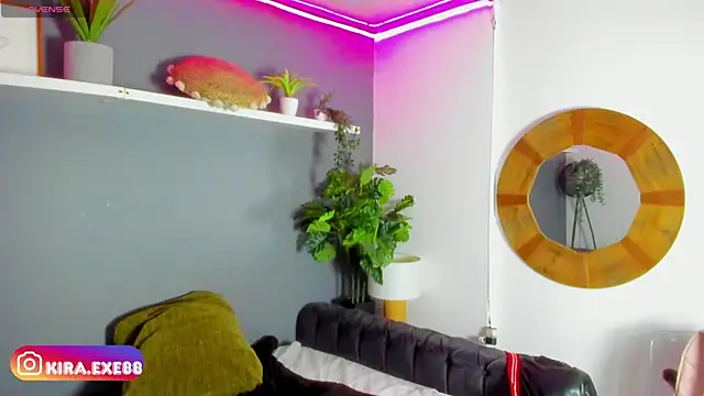 Kira_Exe_ webcam