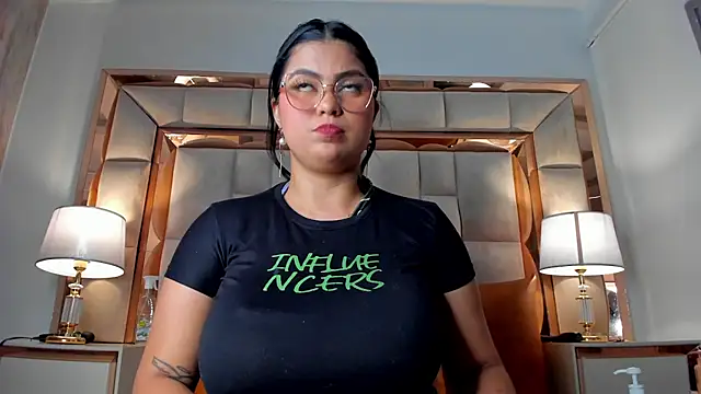 ValentinaBreats webcam