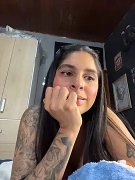 charlotte_steven... Live Webcam on Stripchat