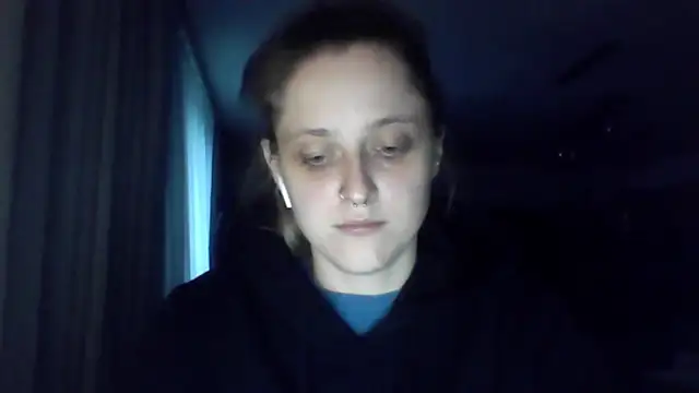 LeaWetGirl webcam