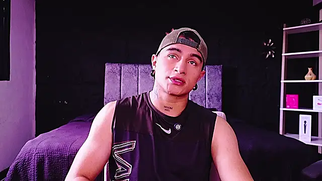 LiamDeep webcam