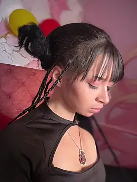 Isabella-Teen webcam