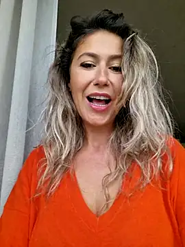 CelynaRoss webcam
