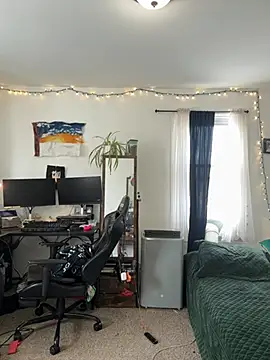 Kittybangerangbang webcam