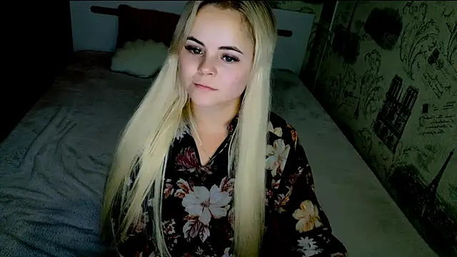 lovely-eyes webcam