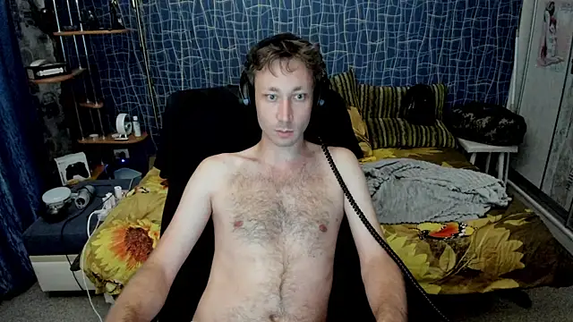 CuteBoy228 live cam on StripChat