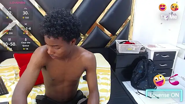 NoahJhonson69 webcam