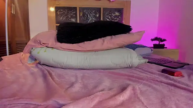 Zoe_sky1 webcam