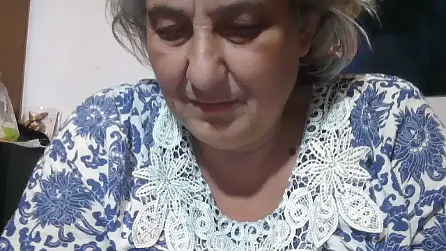 ExquisiteMature webcam