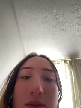 Valery_Salmons webcam