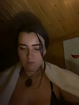 mewKate webcam