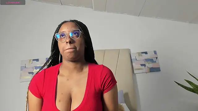 Sophia_Ebony webcam