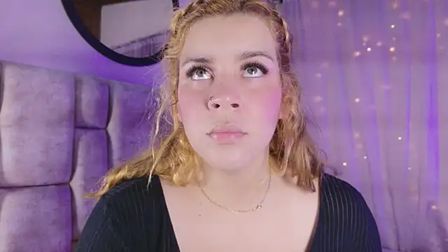 NanyMatrioska webcam