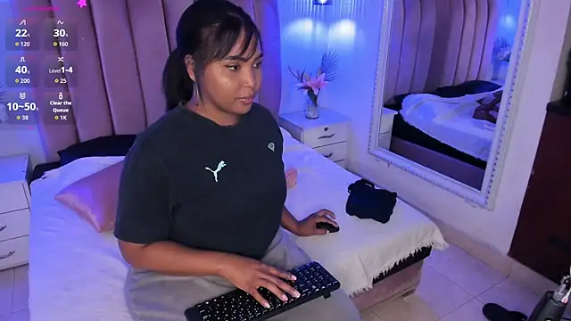 madisoncurt_ webcam