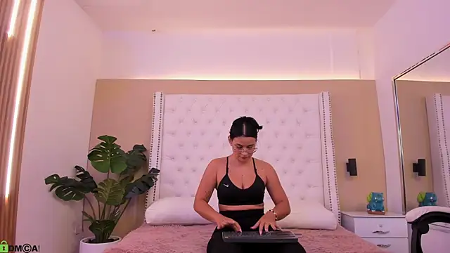 zendaya_monroe webcam