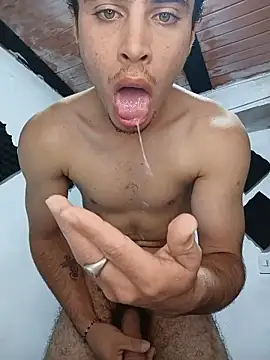 Acevedohot24 webcam