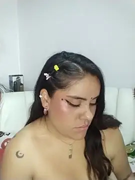CamilJoness69 webcam