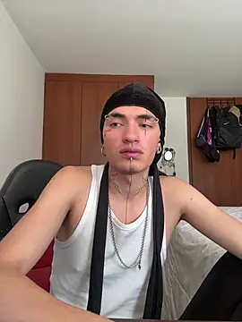 santikhalifa webcam