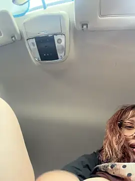 moan4mona webcam