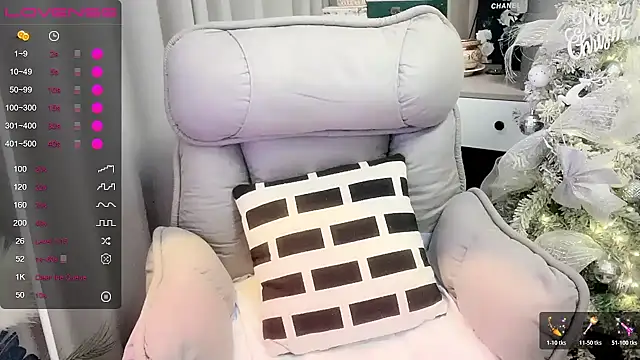 Monica-666888- webcam
